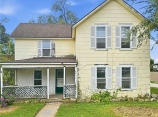 201 E Church St, Paola, KS 66071