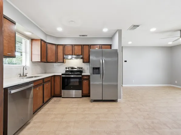 2712 Saint Edwards Cir, Austin, TX