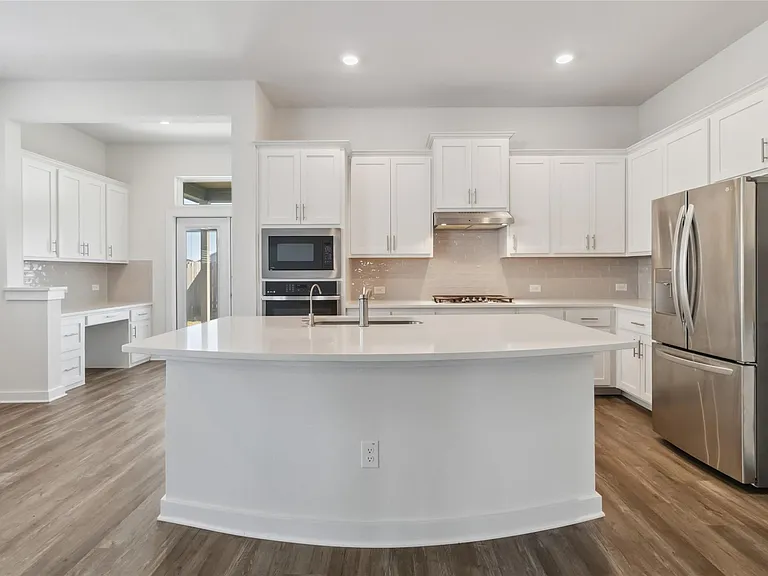 217 Snowbell St — Photo 11