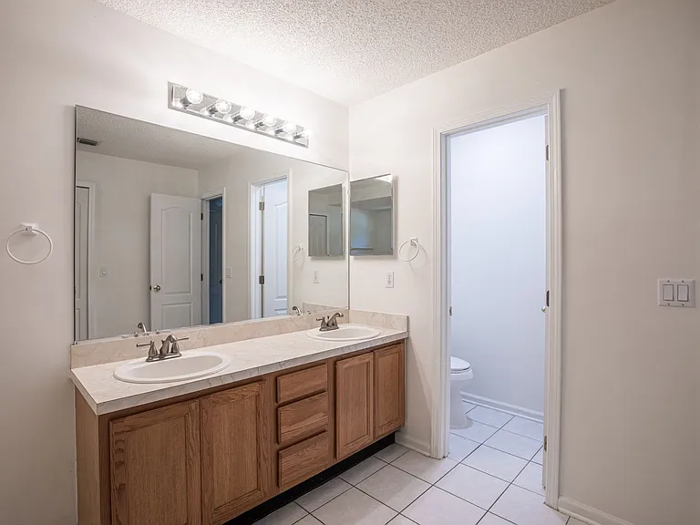 4025 E Smoke Ridge Cir — Photo 18