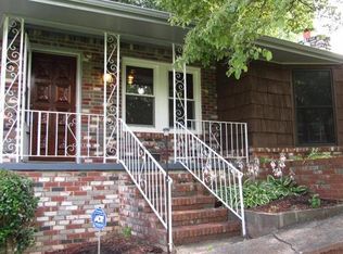 6061 Rockbridge Rd, Stone Mountain, GA 30087