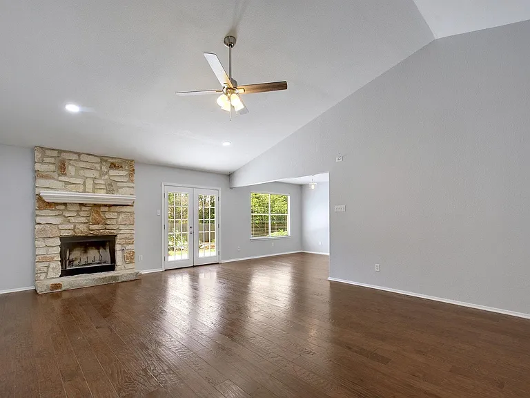 6307 Smith Oak Trl — Photo 6