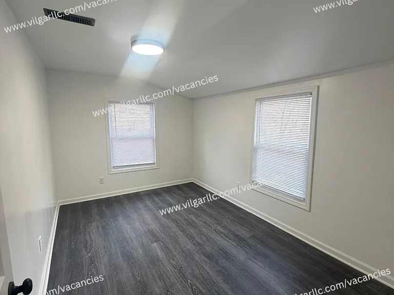 4385 Taney St — Photo 11