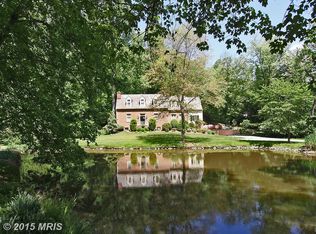 10026 Colvin Run Rd, Great Falls, VA 22066