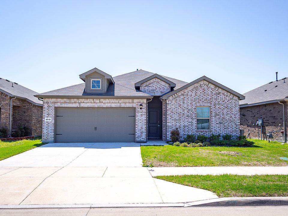 1st image of 8513 Centerboard Ln