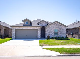 8513 Centerboard Ln, Fort Worth, TX 76179