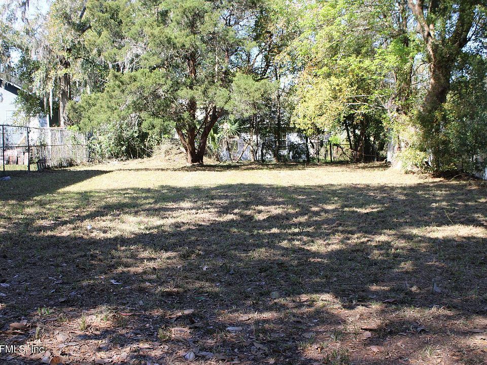 1st image of 412 NIXON Street