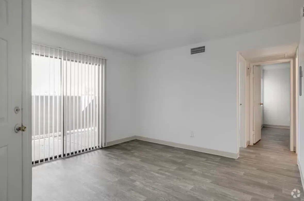 1 bed, 600 sqft, $875 — Photo 2