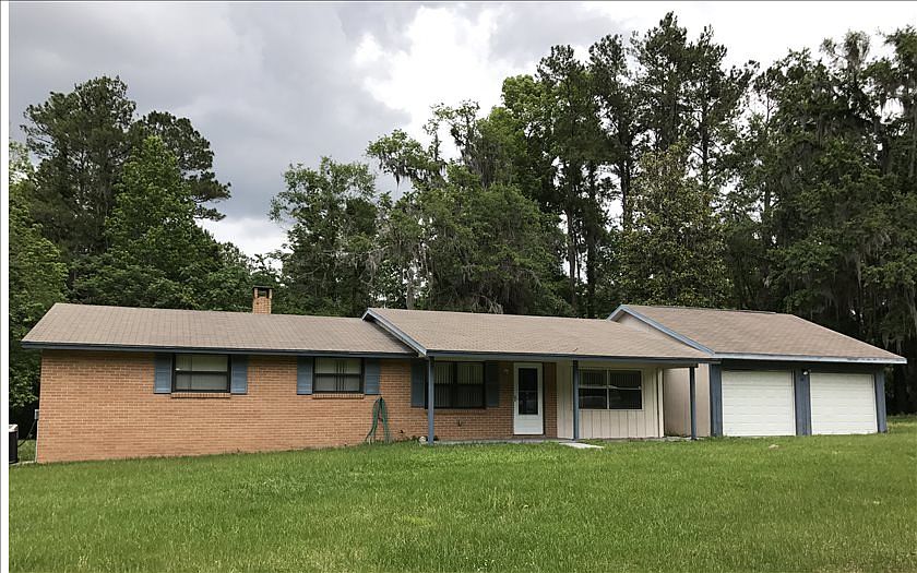 1st image of 333 SE Lofton Gln