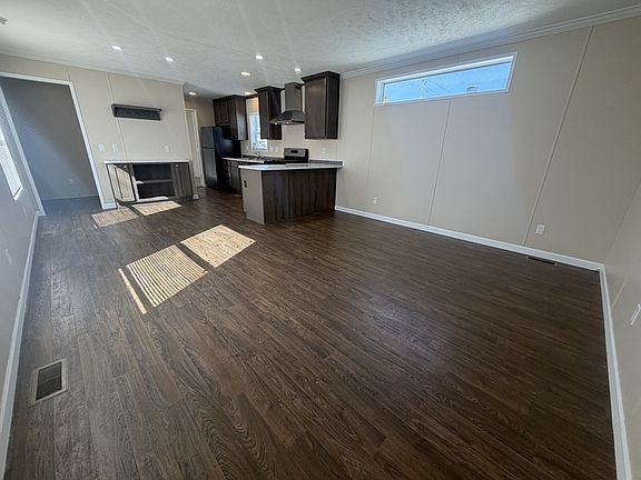 2nd image of 38000 Le Chateau Blvd #628