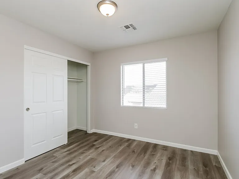 6217 W Encinas Ln — Photo 12