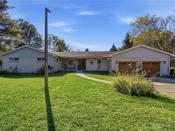 5885 W Alexandria Rd, Middletown, OH 45042