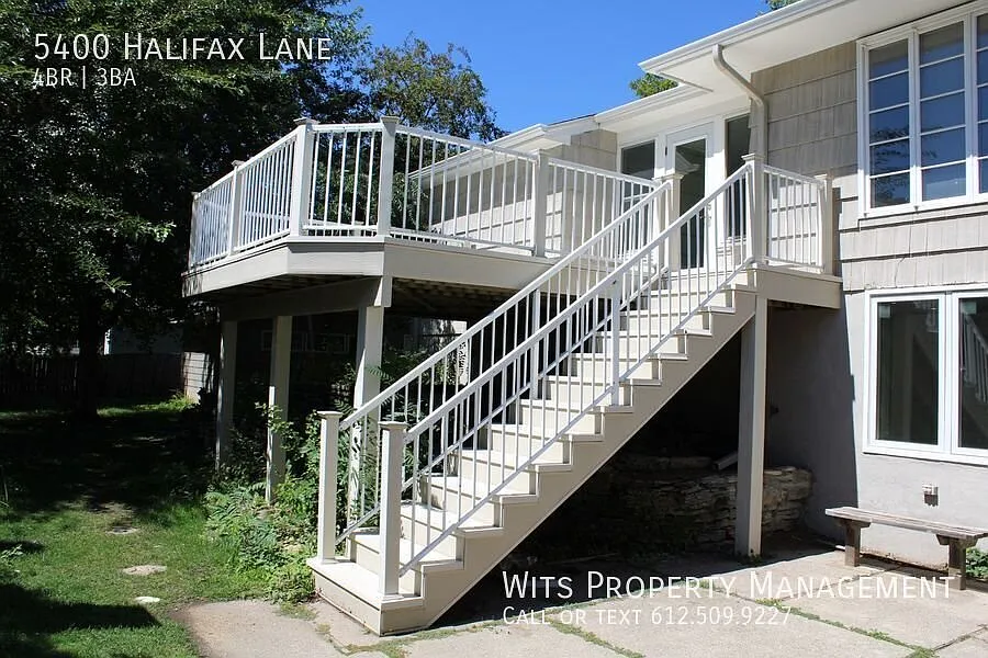 Great 4bed/2.5bath Home in Beautiful Edina — Photo 2