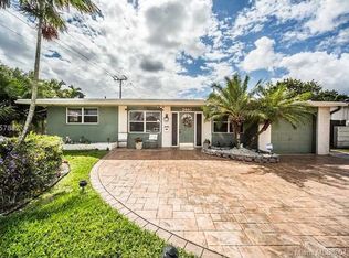 2440 Tarpon Dr, Miramar, FL 33023