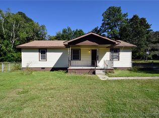 813 Varsity Dr, Fayetteville, NC 28301