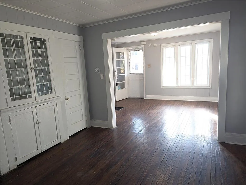 3 bed, 1.0 bath, 1680 sqft, $2,000 — Photo 4