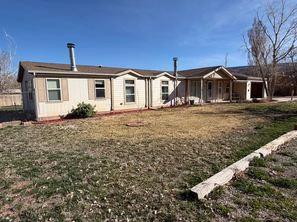 228 Rio Grande Dr, Moab, UT 84532