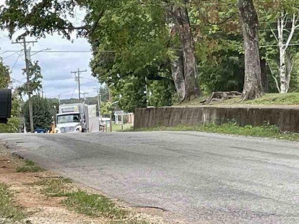 804 Main St, Huntland, TN 37345