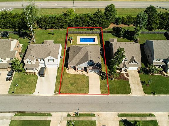 4th image of 9125 Ashford Park Ct