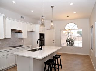 255 W Washington Ave, Gilbert, AZ 85233