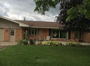 1258 Burrough Rd, Cowlesville, NY 14037