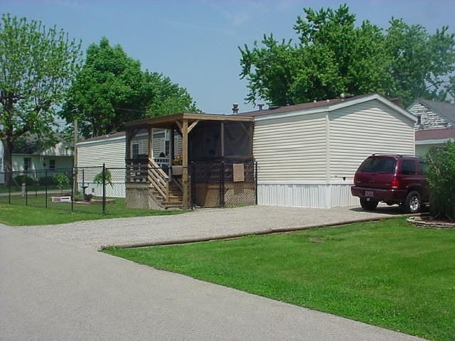 1st image of 602 Sycamore St