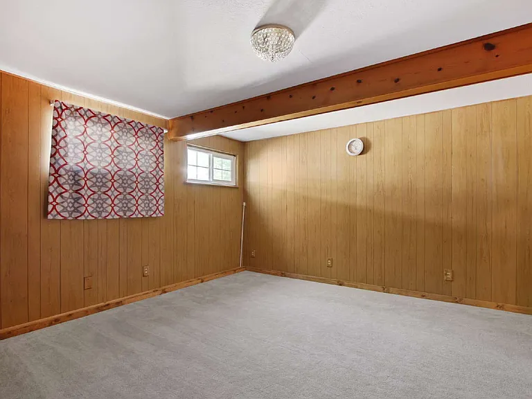 1945 Lehigh Dr — Photo 23
