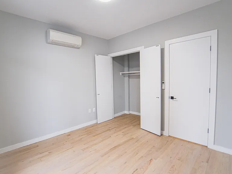 2819 Clarendon Rd #3A — Photo 7