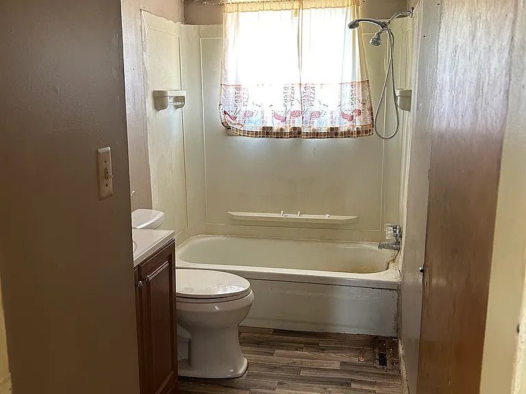 Titan Dr — Photo 10