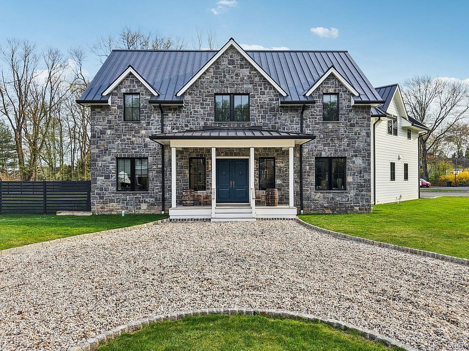 1st image of 7 Marycrest Road