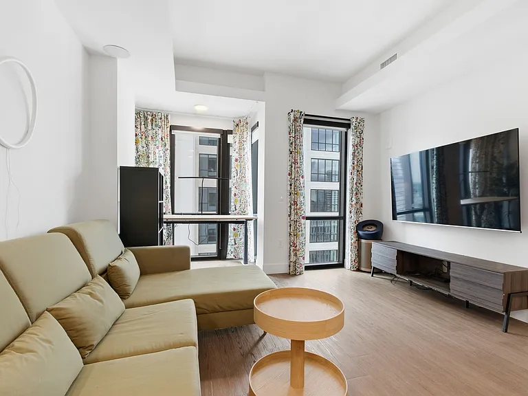 930 Commerce St #1608 — Photo 10