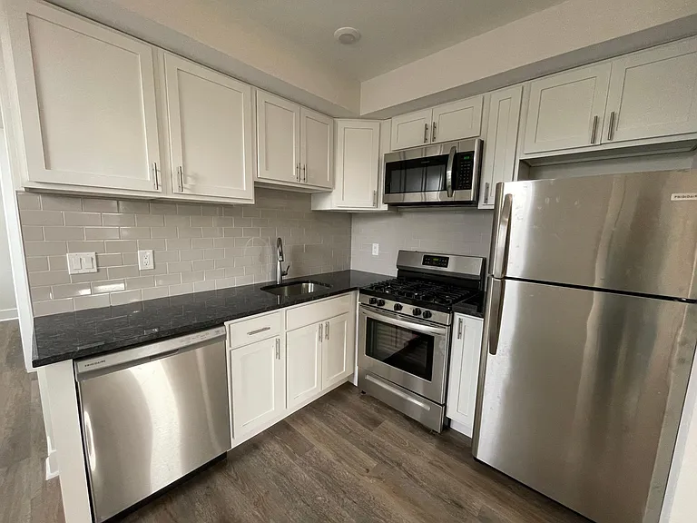 507 Christian St — Photo 44