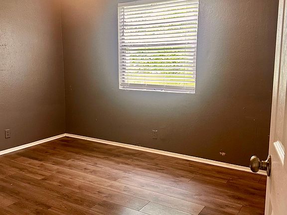 4th image of 10001 Brownie Dr APT D