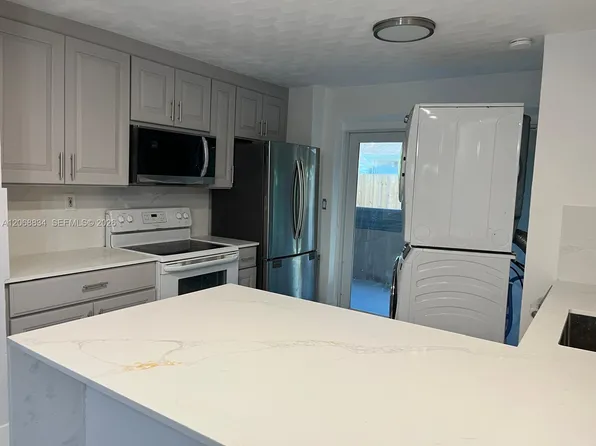 1101 NE 23rd Pl, Pompano Beach, FL 33064