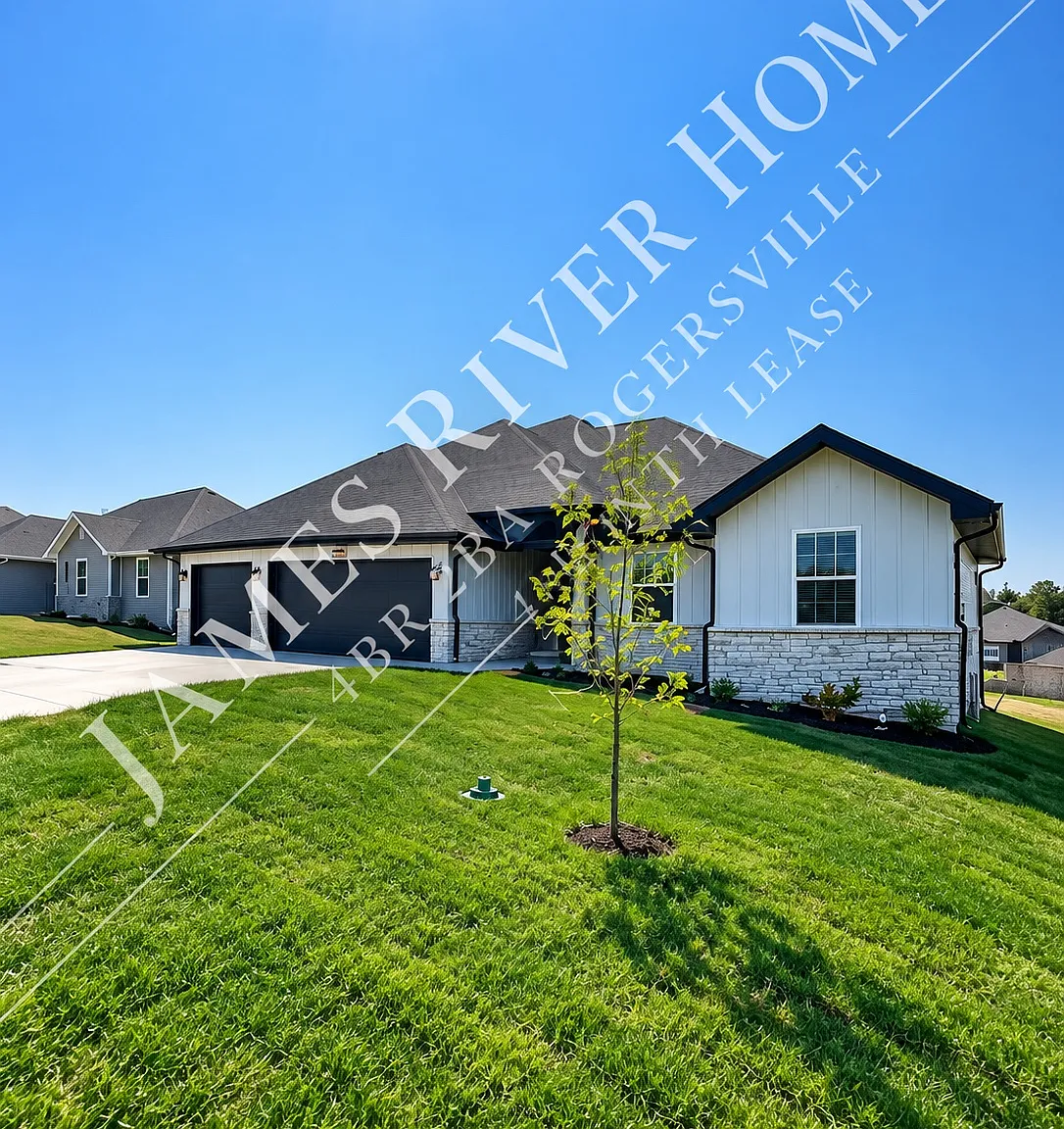 4 bed, 1849 sqft, $1,995 — Photo 2