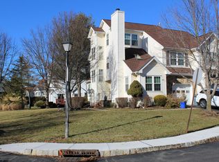 200 Concord Pl, North Brunswick, NJ 08902
