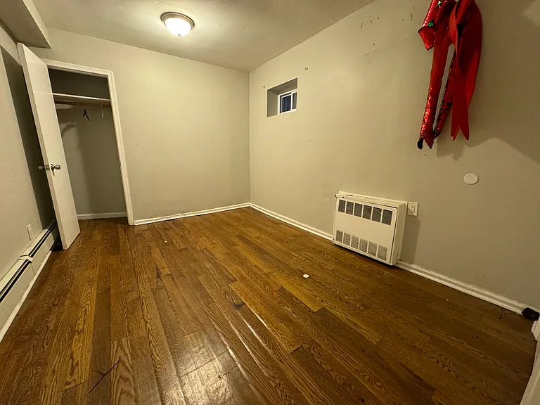 33 Rutgers Ave #1E — Photo 2