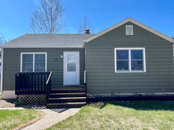 1115 1st Ave W, Mobridge, SD 57601