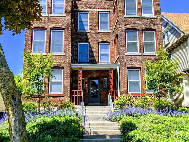 2583 N Murray Ave — Photo 18