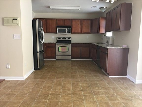4th image of 3535 Grand Manor Trl
