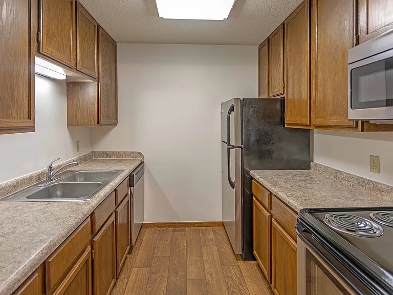 Eagle Ridge Apartments — Photo 25