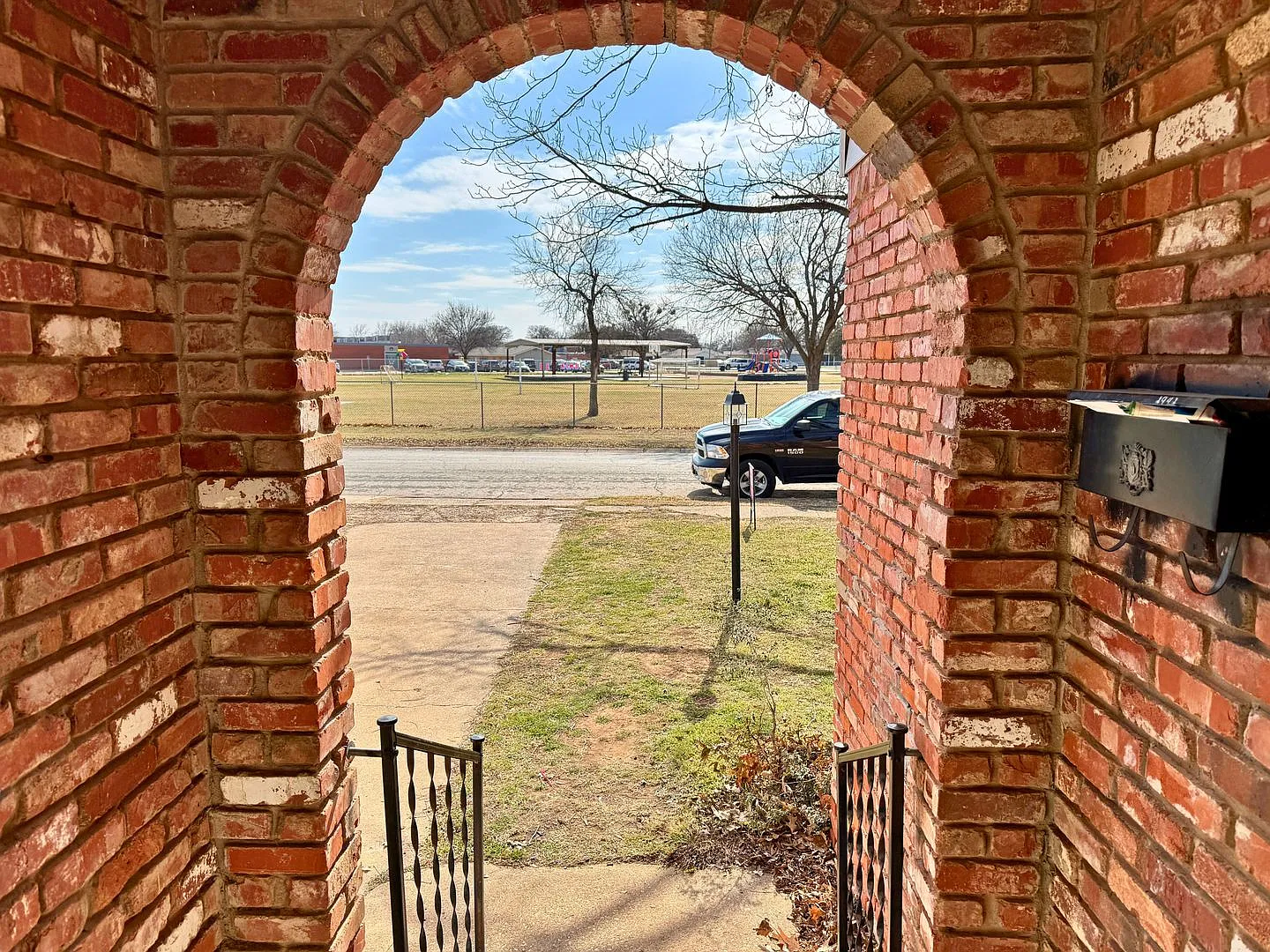 Adorable 2 Bed 1 Bath In Faith Village — Photo 3