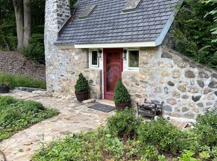 76 Lyons Plain Rd #C, Weston, CT 06883