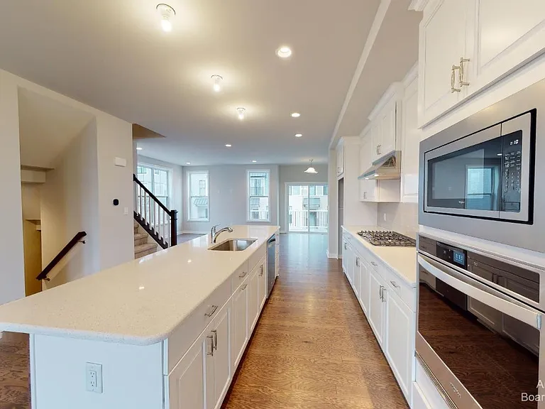 2907 Corston Rd — Photo 5