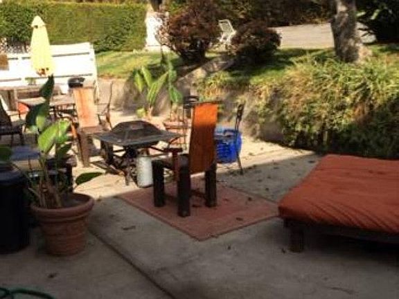 4th image of 1706 W Beverly Glen Blvd