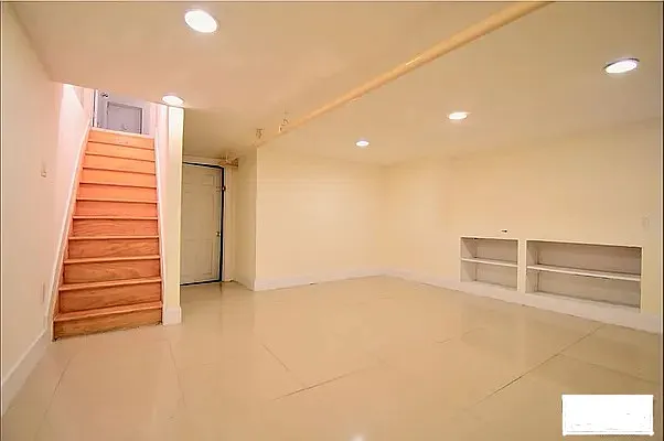 Rented by REAL New York | media 17