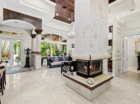 26 Harbour Dr N, Ocean Ridge, FL 33435