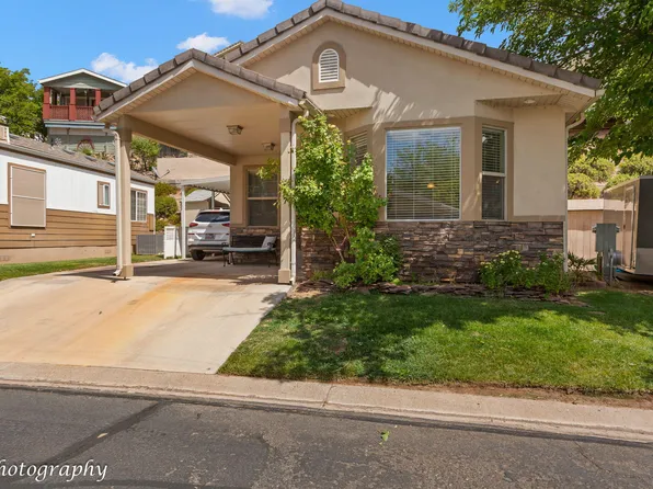 107 Overlook Ln, Hurricane, UT 84737