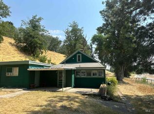 9840 W Hill Road Pkwy, Boise, ID 83714