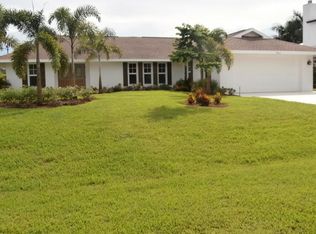 742 SE Adams Ct, Port Saint Lucie, FL 34984